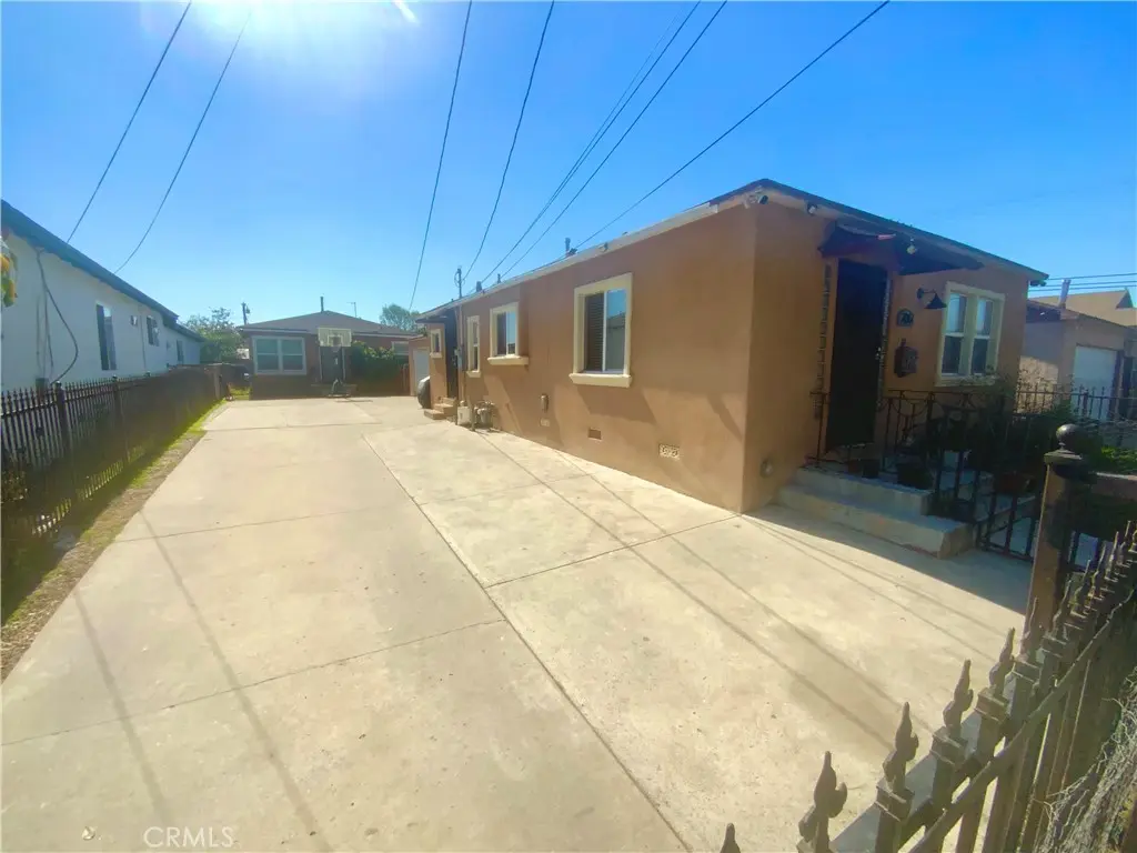 206 E Raymond, Compton, CA — listing photo 1