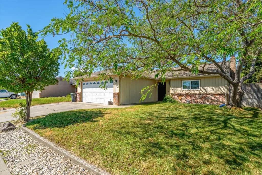 523 Thomas Circle, Suisun City, CA — listing photo 1
