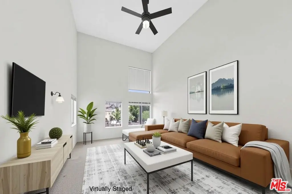 1118 Valencia Street 310, Los Angeles, CA — listing photo 1