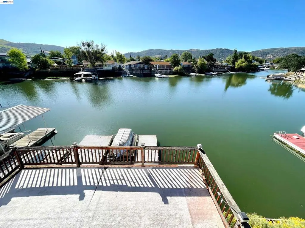 668 Keys Blvd., Clearlake Oaks, CA — listing photo 1