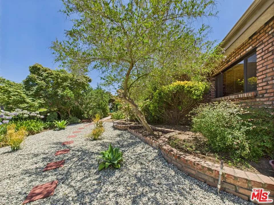 7449 Kentwood Avenue, Los Angeles, CA — listing photo 1