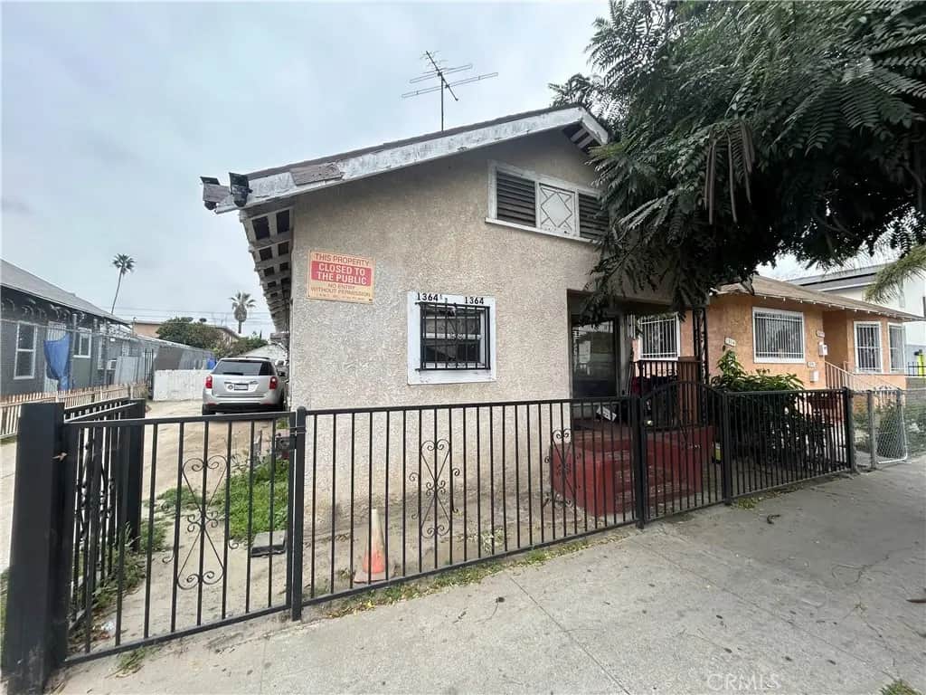 1362 E Vernon, Los Angeles, CA — listing photo 1