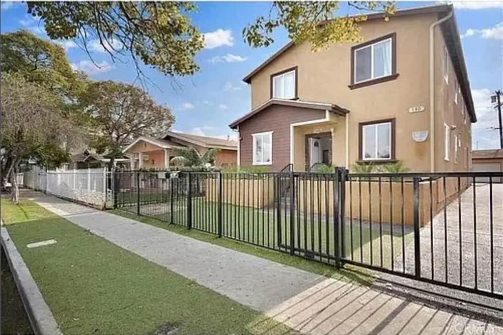 130 E 67th, Los Angeles, CA — listing photo 1