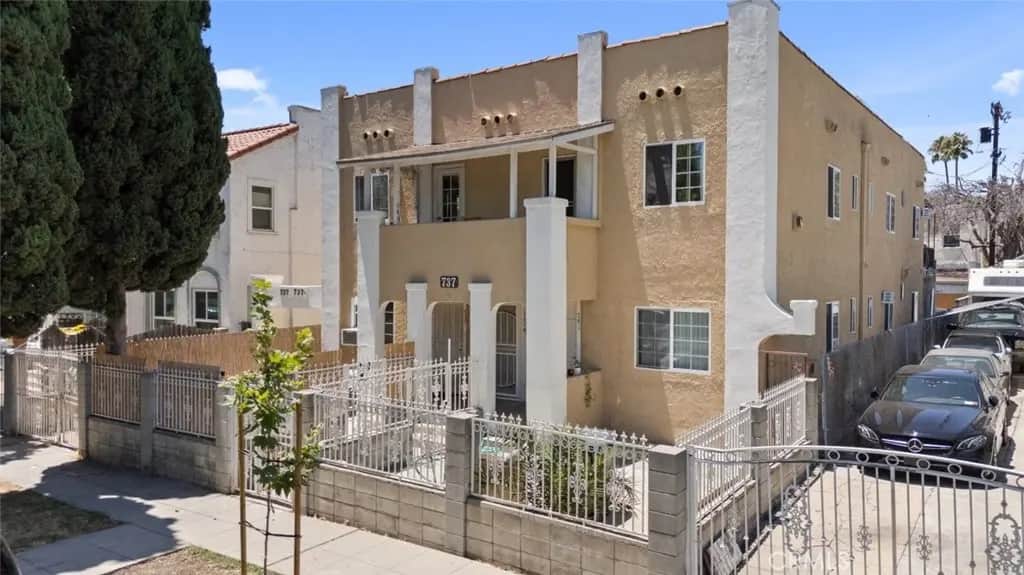 737 N Ridgewood Place, Los Angeles, CA — listing photo 1
