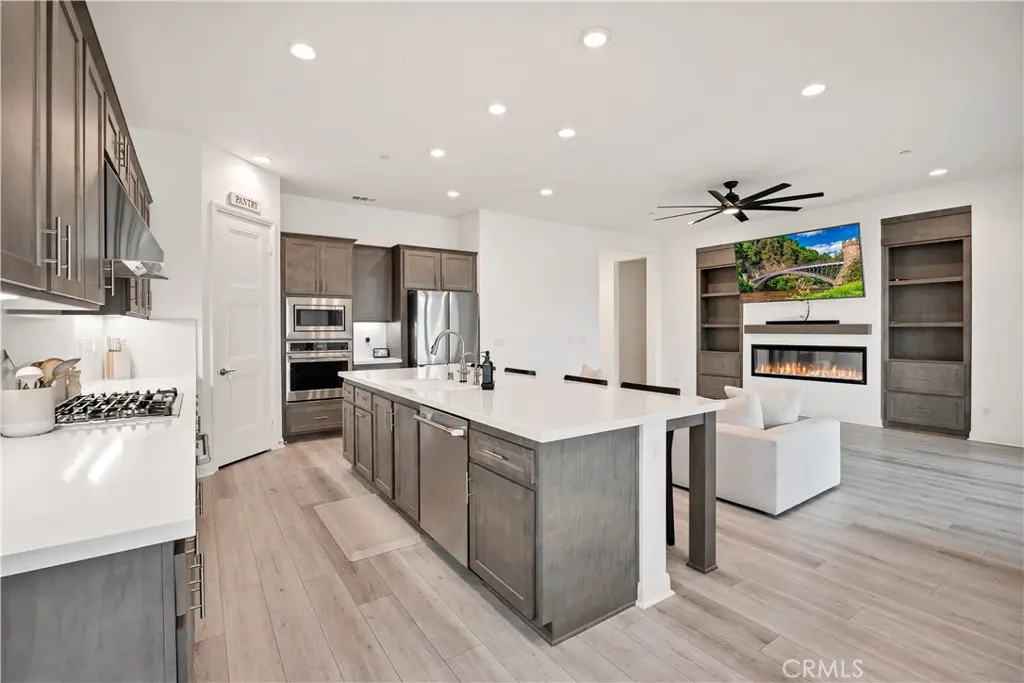39481 Chamise, Temecula, CA — listing photo 1