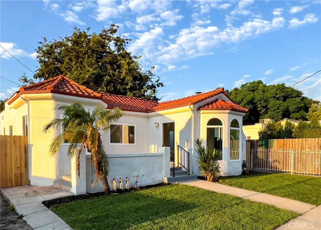 4380 W 28th Street, Los Angeles, CA — listing photo 1