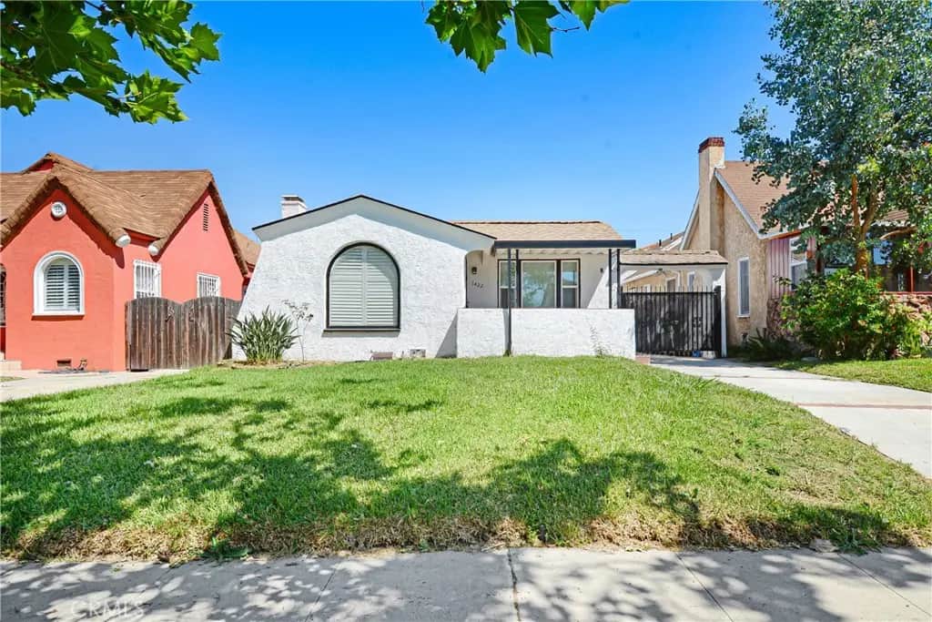 7422 Brighton, Los Angeles, CA — listing photo 1