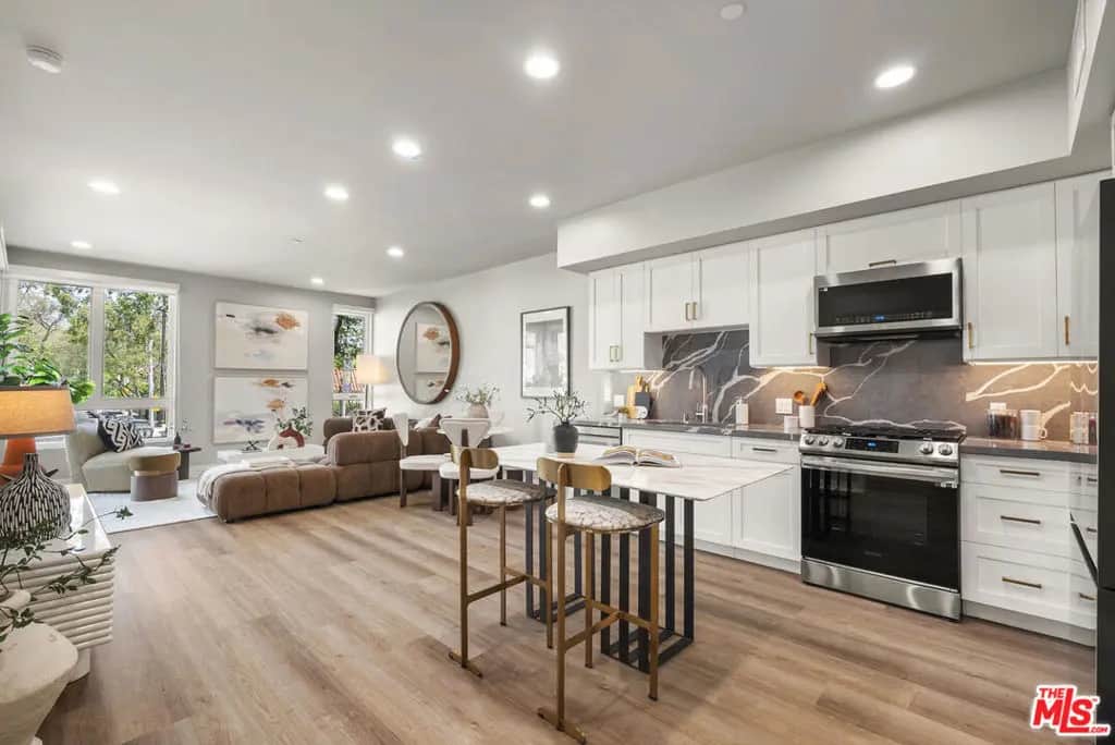 7428 Santa Monica Boulevard 308, West Hollywood, CA — listing photo 1