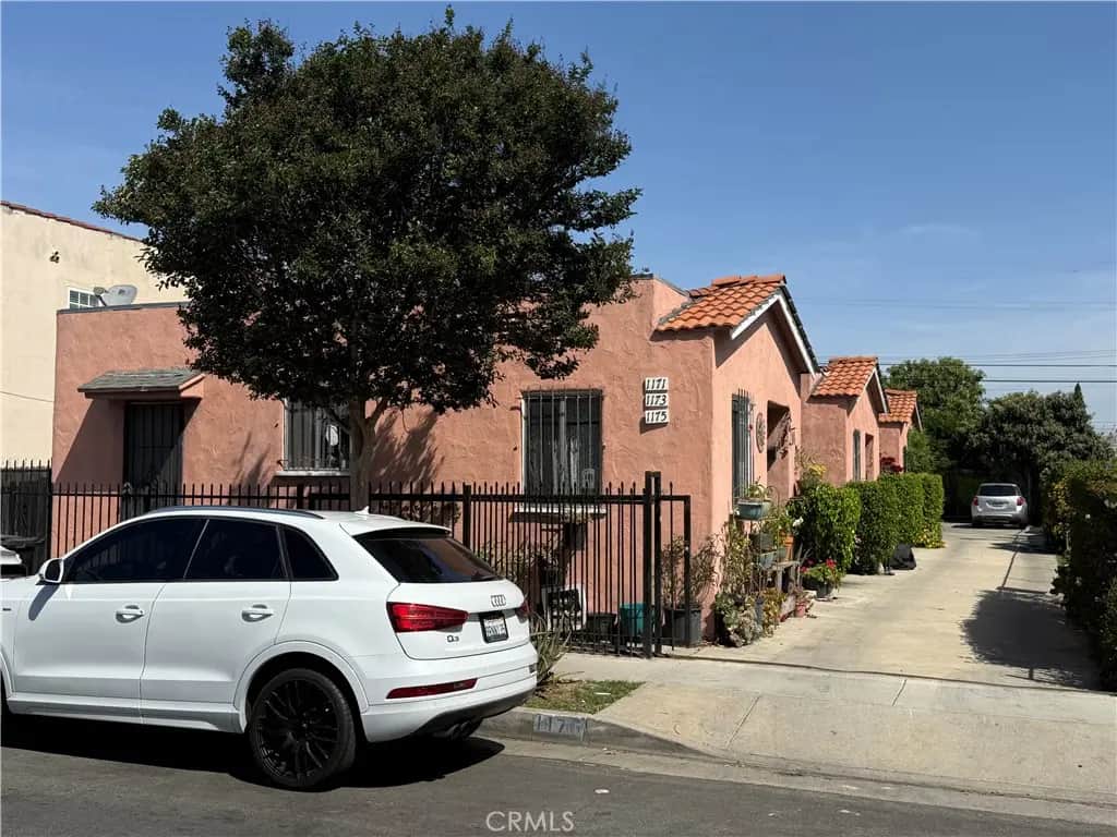 1171 W 38th Street, Los Angeles, CA — listing photo 1