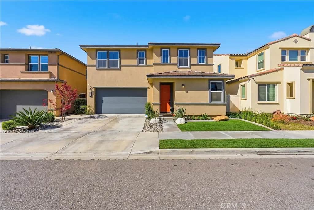 18106 Meridian, Saugus, CA — listing photo 1