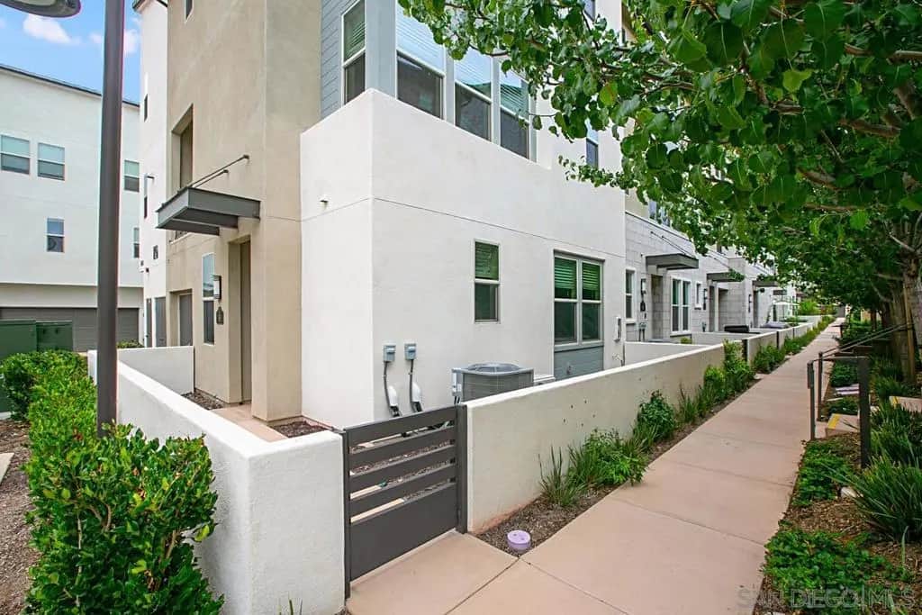 16755 Coyote Bush 89, San Diego, CA — listing photo 1