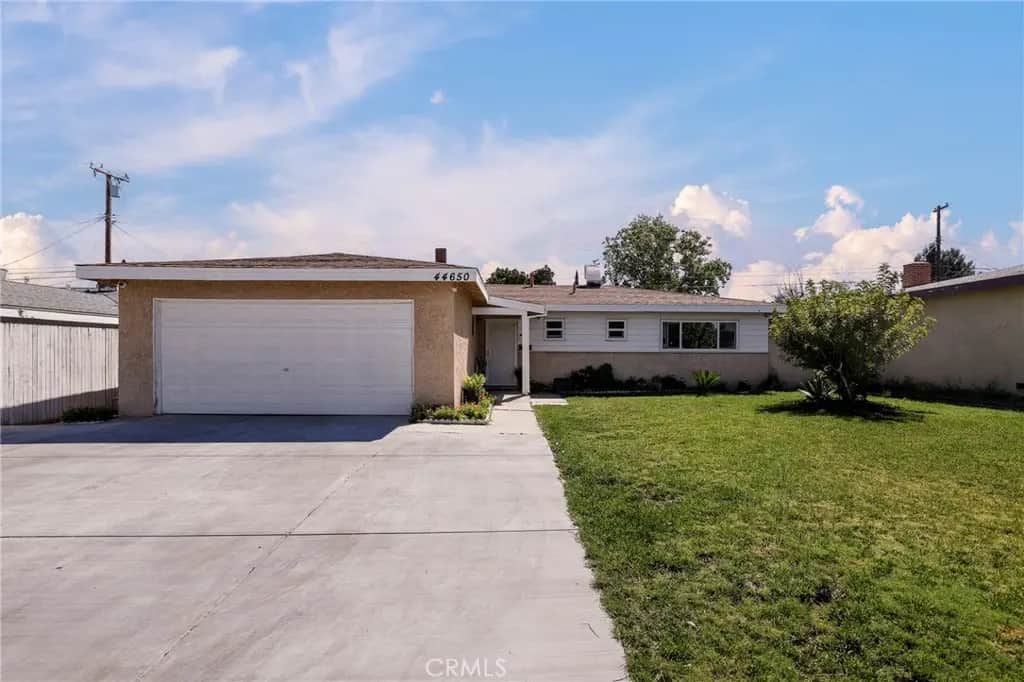 44650 2nd E, Lancaster, CA — listing photo 1