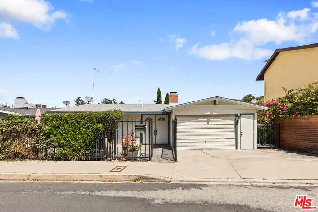 3242 Dos Palos Drive, Los Angeles, CA — listing photo 1