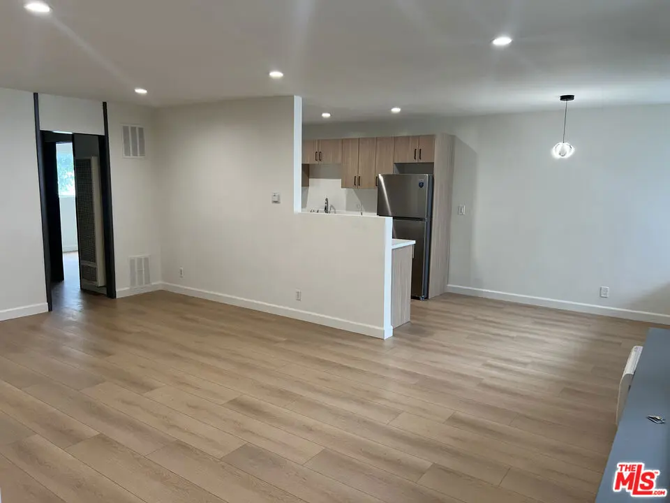 1253 N Hayworth Avenue 109, West Hollywood, CA — listing photo 1