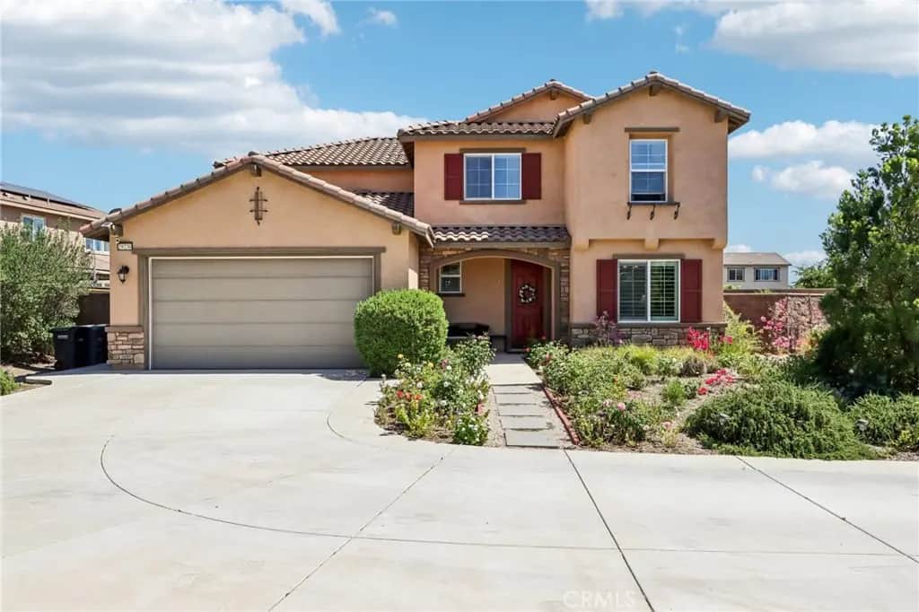 29230 Braemar, Lake Elsinore, CA — listing photo 1