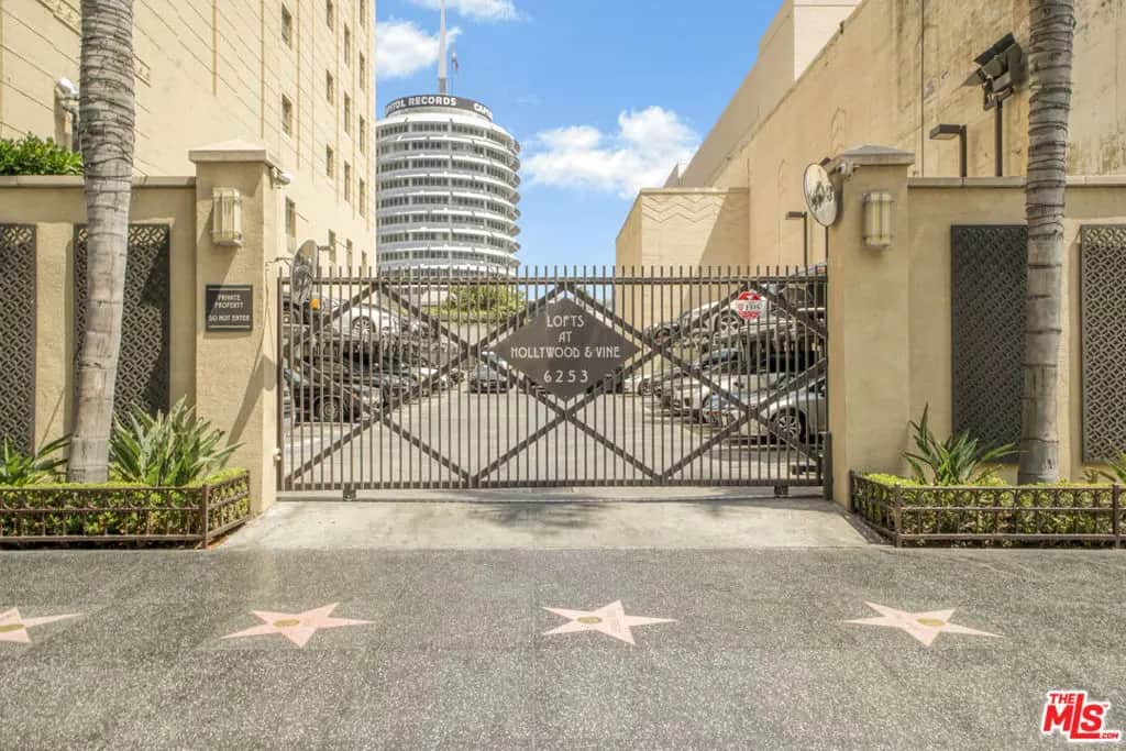 6253 Hollywood Boulevard 903, Los Angeles, CA — listing photo 1