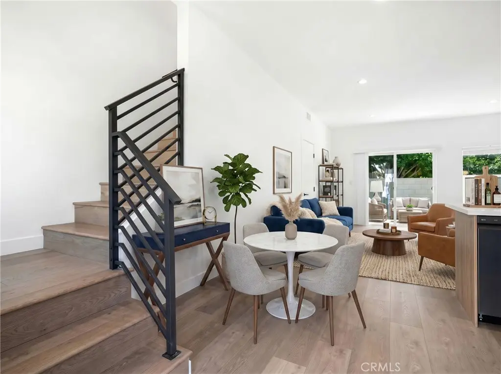 2672 Newell, Los Angeles, CA — listing photo 1