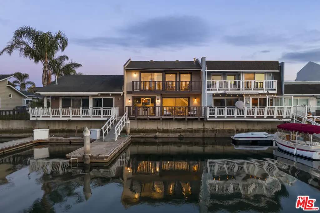 4555 Falkirk, Oxnard, CA — listing photo 1