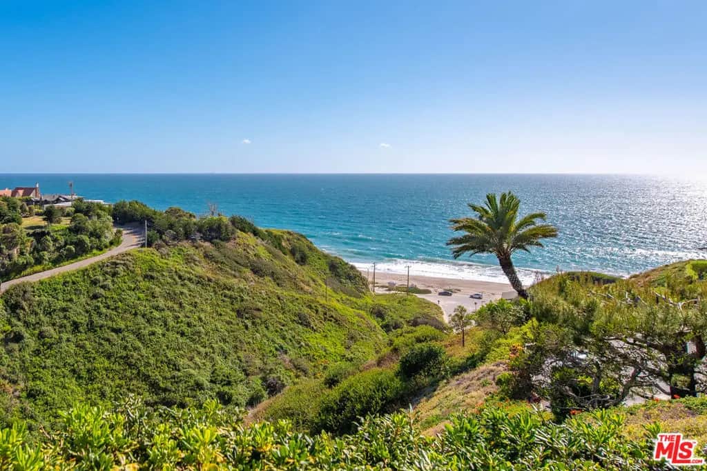 6817 Seawatch Lane, Malibu, CA — listing photo 1