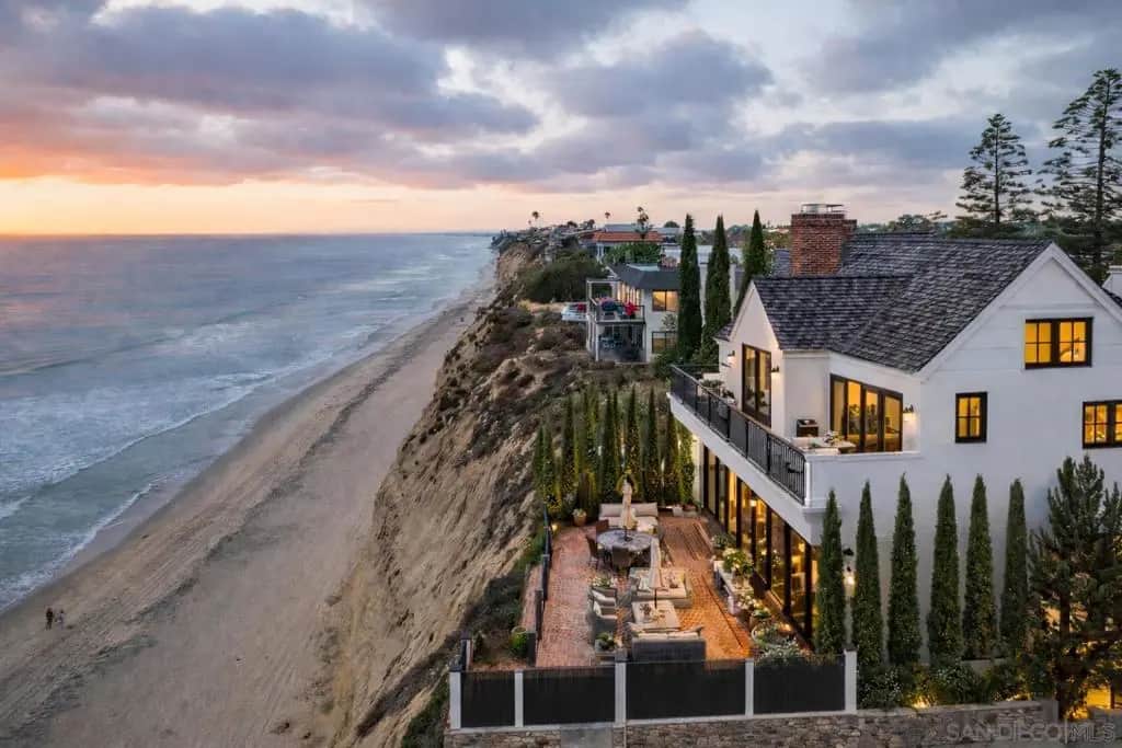 200 2 Neptune, Encinitas, CA — listing photo 1