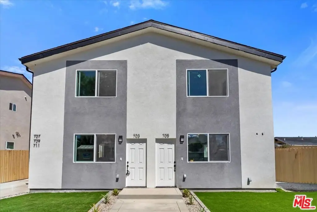 707 W 80th Street, Los Angeles, CA — listing photo 1