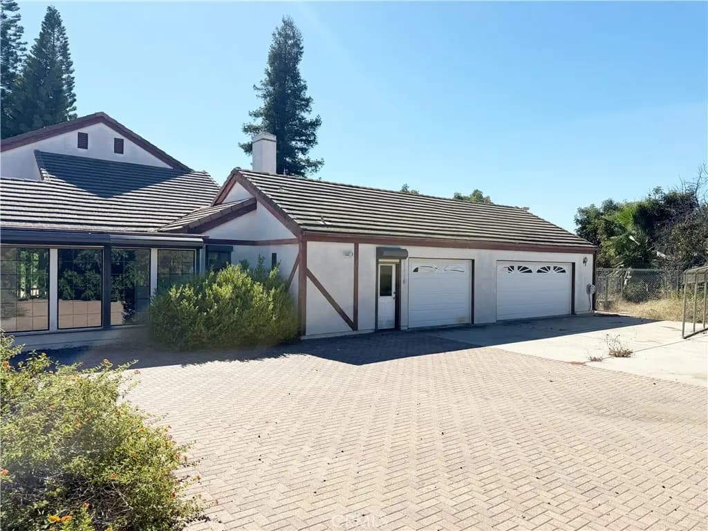 44775 De Luz Rd, Temecula, CA — listing photo 1