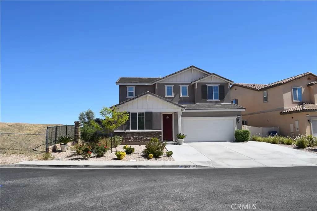 2901 Bracken Way, Palmdale, CA — listing photo 1