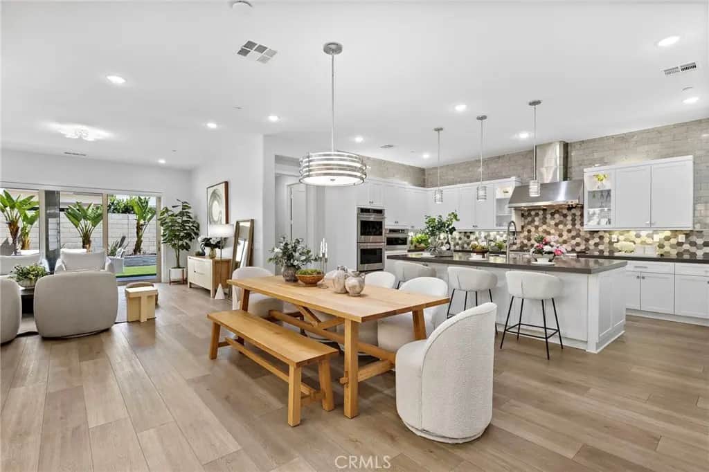 53 Lunar, Irvine, CA — listing photo 1