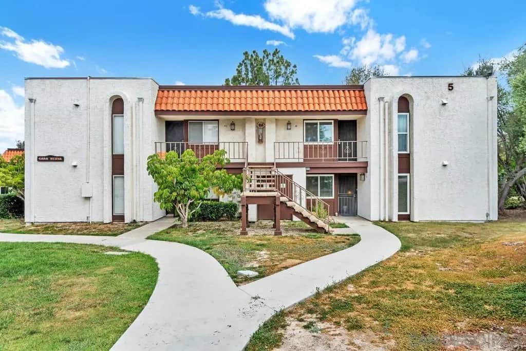 6878 Navajo Rd Unit 43, San Diego, CA — listing photo 1