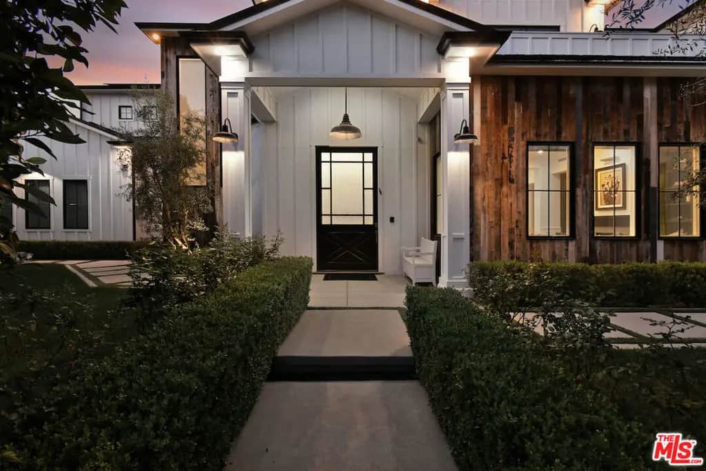 17201 Mccormick Street, Encino, CA — listing photo 1