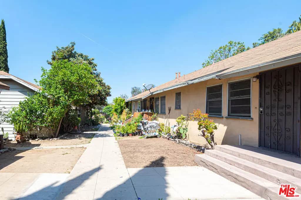 1305 Laveta Terrace, Los Angeles, CA — listing photo 1