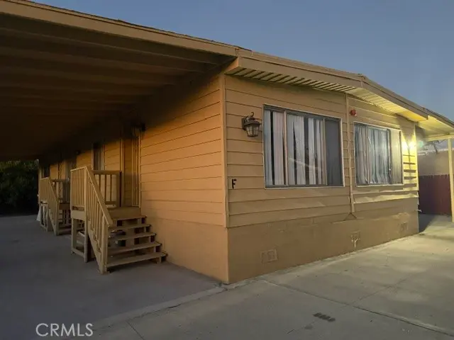 8228 Beech G, Fontana, CA — listing photo 1