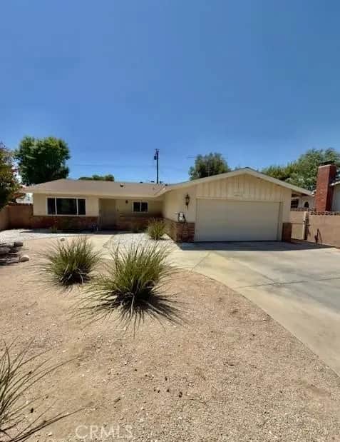 44513 Tabler, Lancaster, CA — listing photo 1