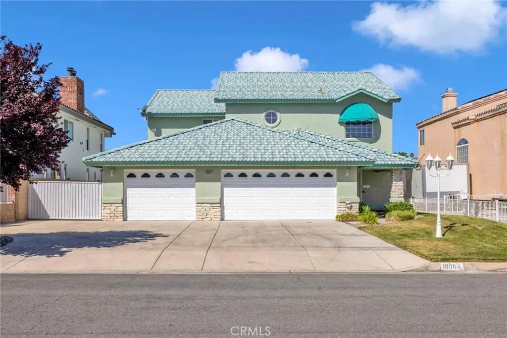 18064 Mariner, Victorville, CA — listing photo 1