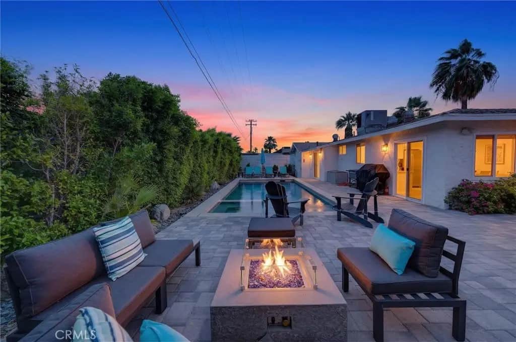 356 W Cortez, Palm Springs, CA — listing photo 1