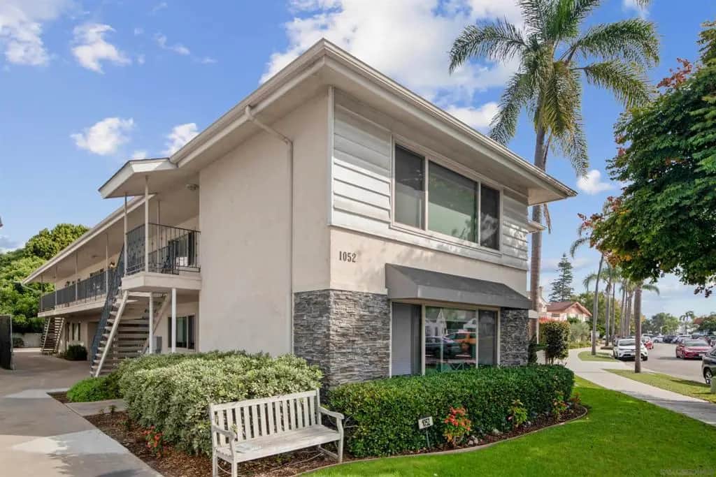 1052 Isabella Avenue E, Coronado, CA — listing photo 1