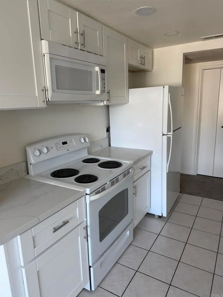 333 Orange Avenue 41, Coronado, CA — listing photo 1