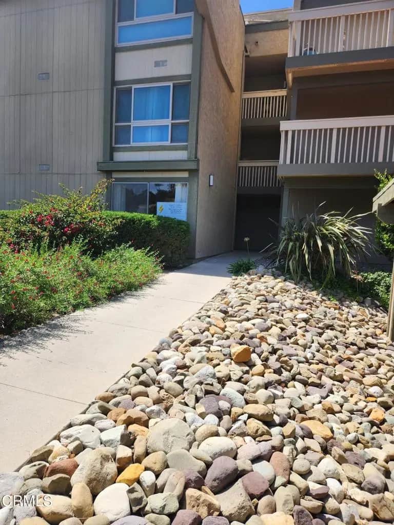 324 Chestnut Hill Court 11, Thousand Oaks, CA — listing photo 1