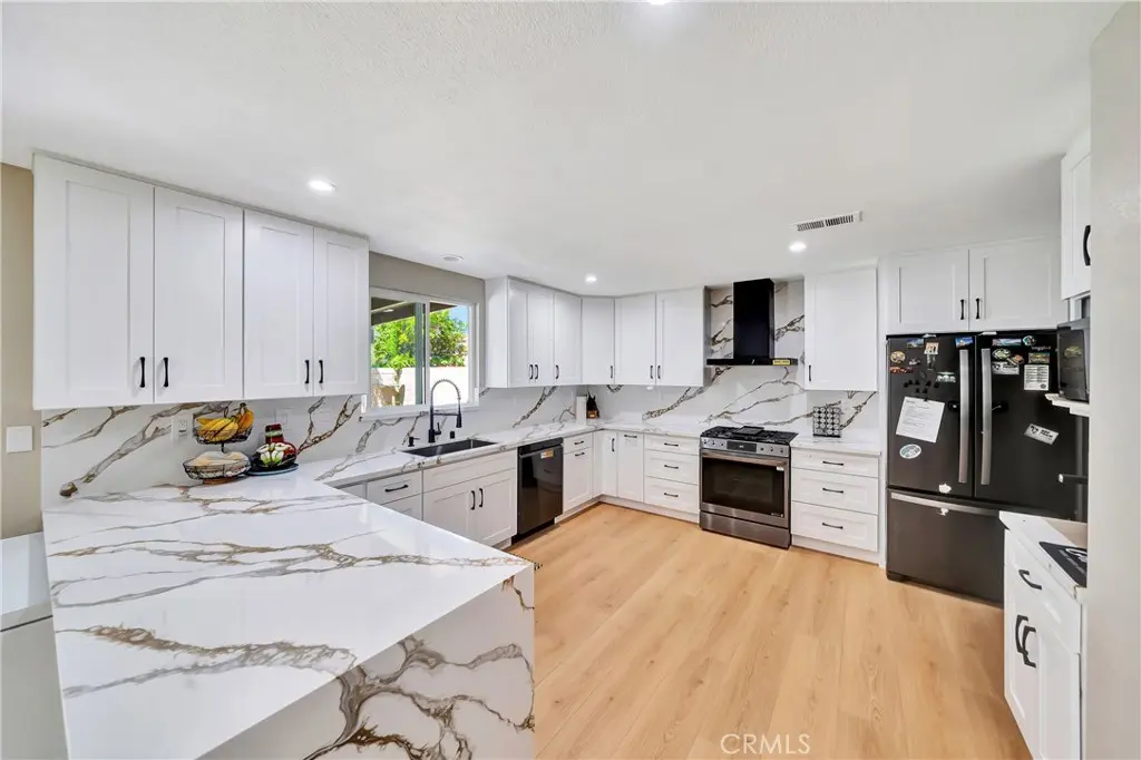 45441 Pickford, Lancaster, CA — listing photo 1