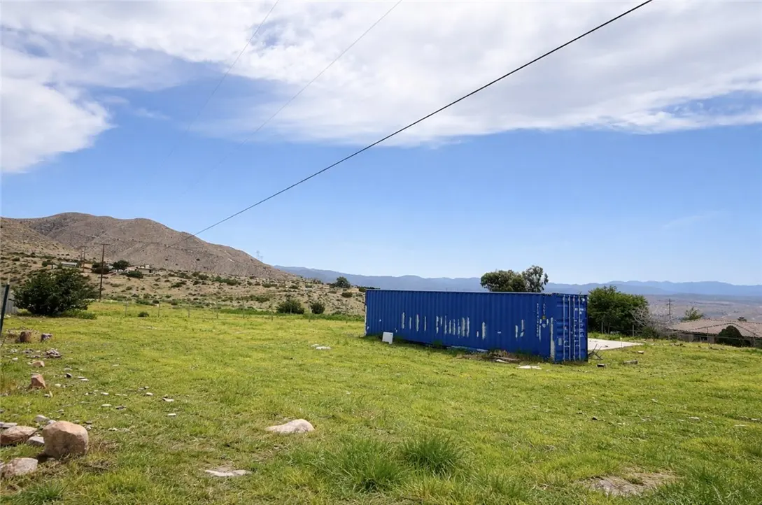 20485 Piedmont Rd, Apple Valley, CA — listing photo 1