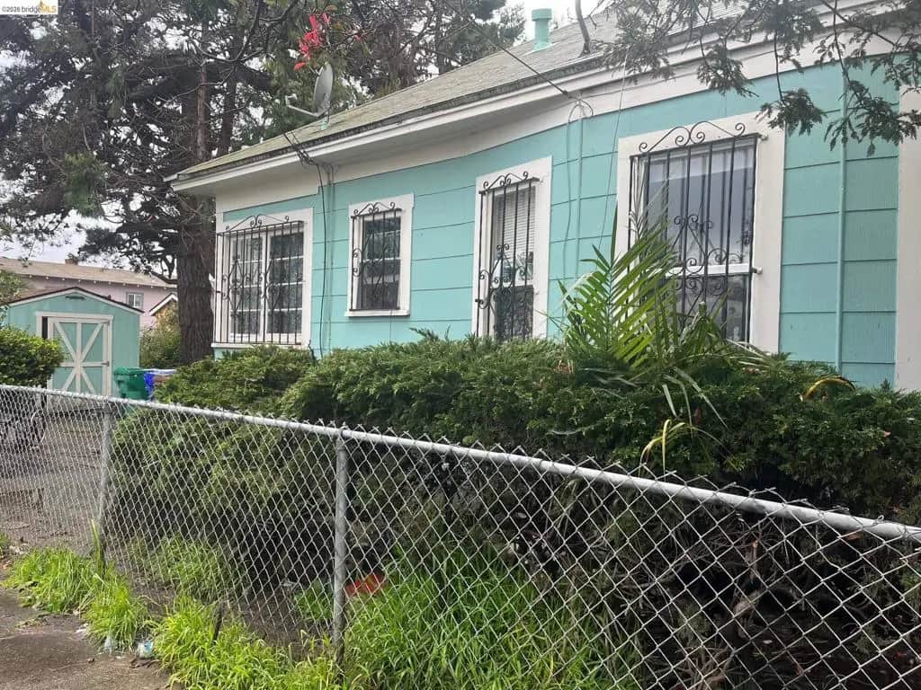 230 Nevin Ave, Richmond, CA — listing photo 1