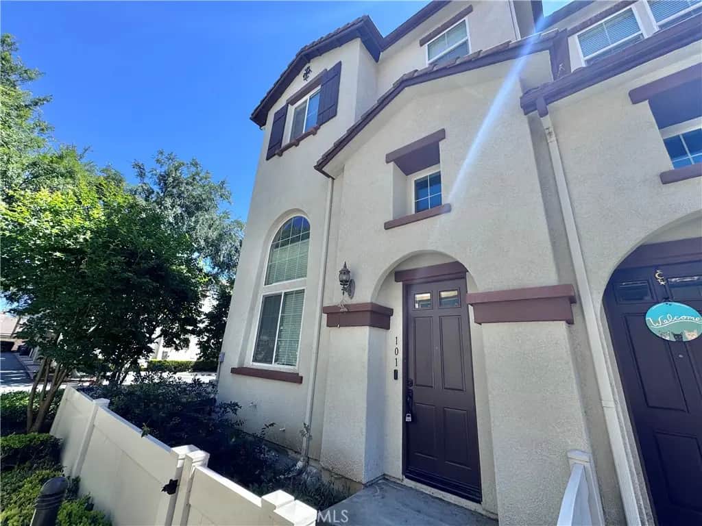 33700 Willow Haven, Murrieta, CA — listing photo 1