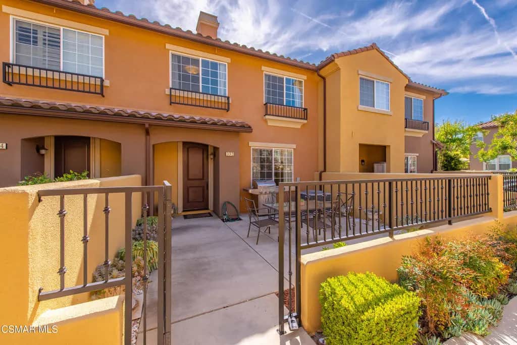 332 E Hilltop Way, Thousand Oaks, CA — listing photo 1