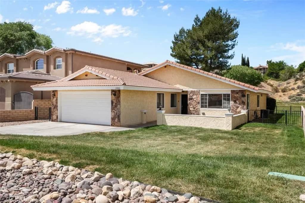 12860 Golf Course, Victorville, CA — listing photo 1