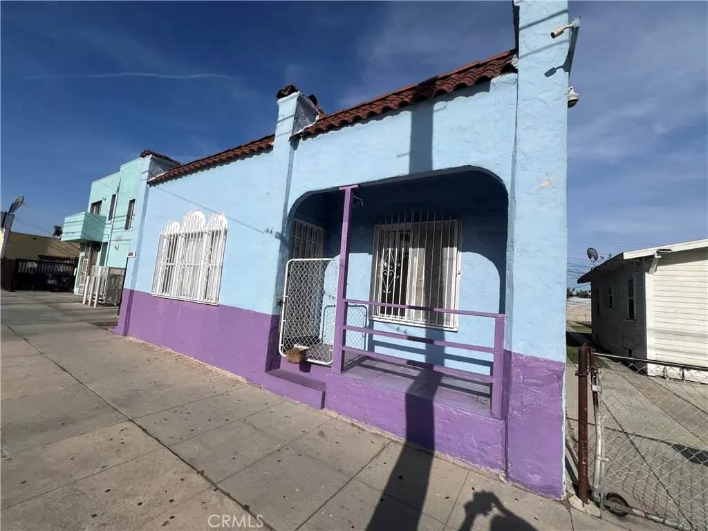 6812 S Hoover, Los Angeles, CA — listing photo 1