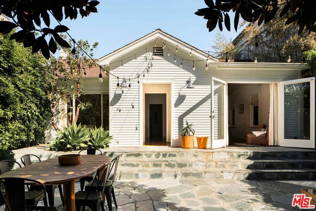 804 Westmount Drive, West Hollywood, CA — listing photo 1