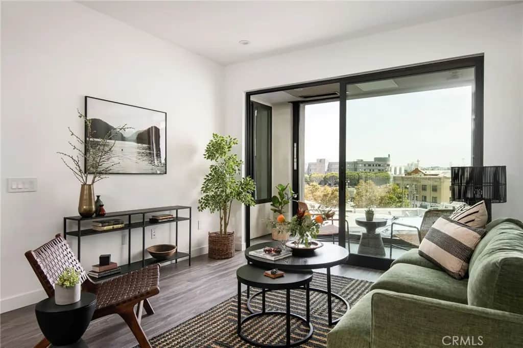 118 Astronaut Ellison S Onizuka Street 206, Los Angeles, CA — listing photo 1