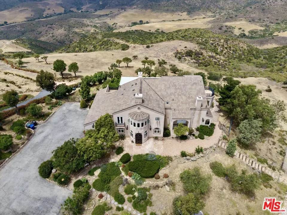 10827 Pacific View Drive, Malibu, CA — listing photo 1