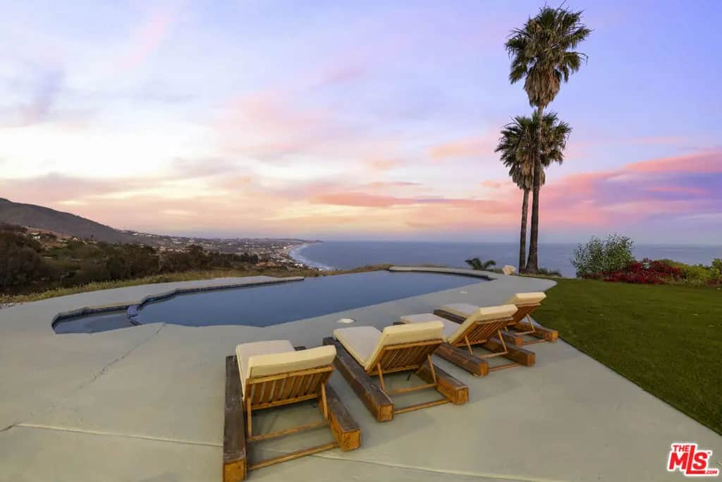 31505 Pacific Coast Highway, Malibu, CA — listing photo 1