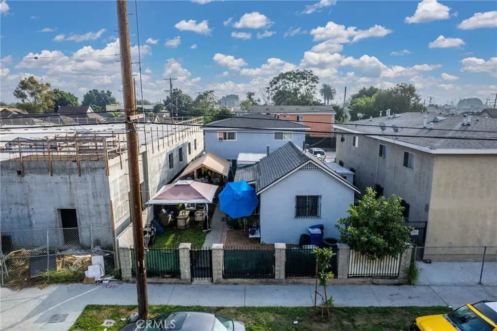 6118 S Main, Los Angeles, CA — listing photo 1